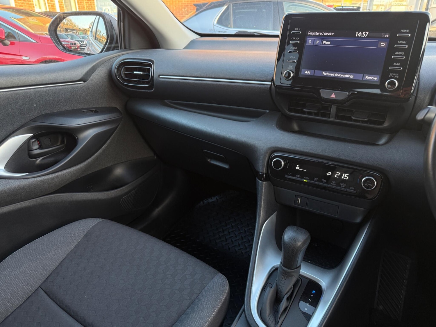 Used Toyota Yaris 2021 for sale - 76606966: Photo 21