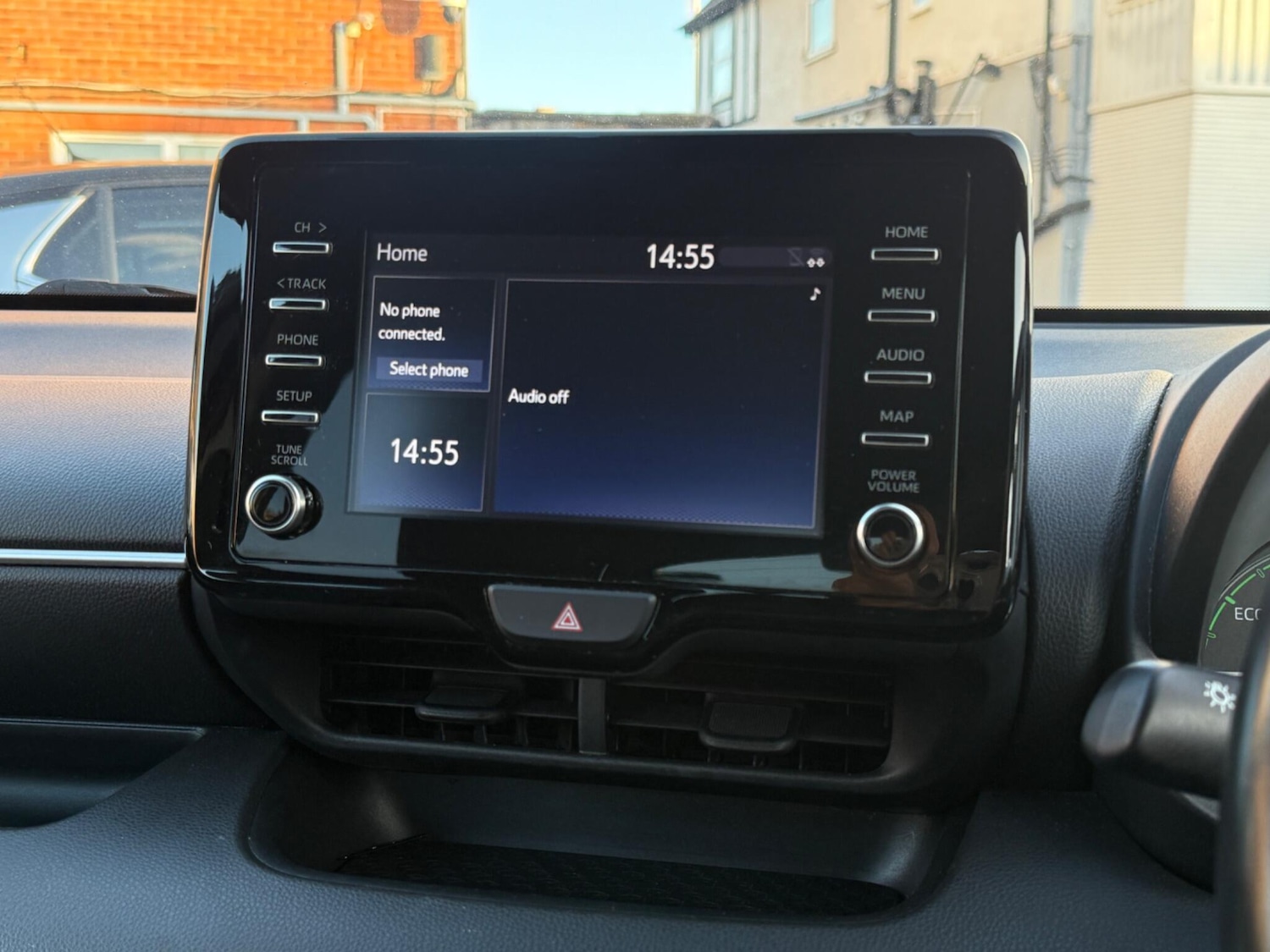 Used Toyota Yaris 2021 for sale - 76606966: Photo 41