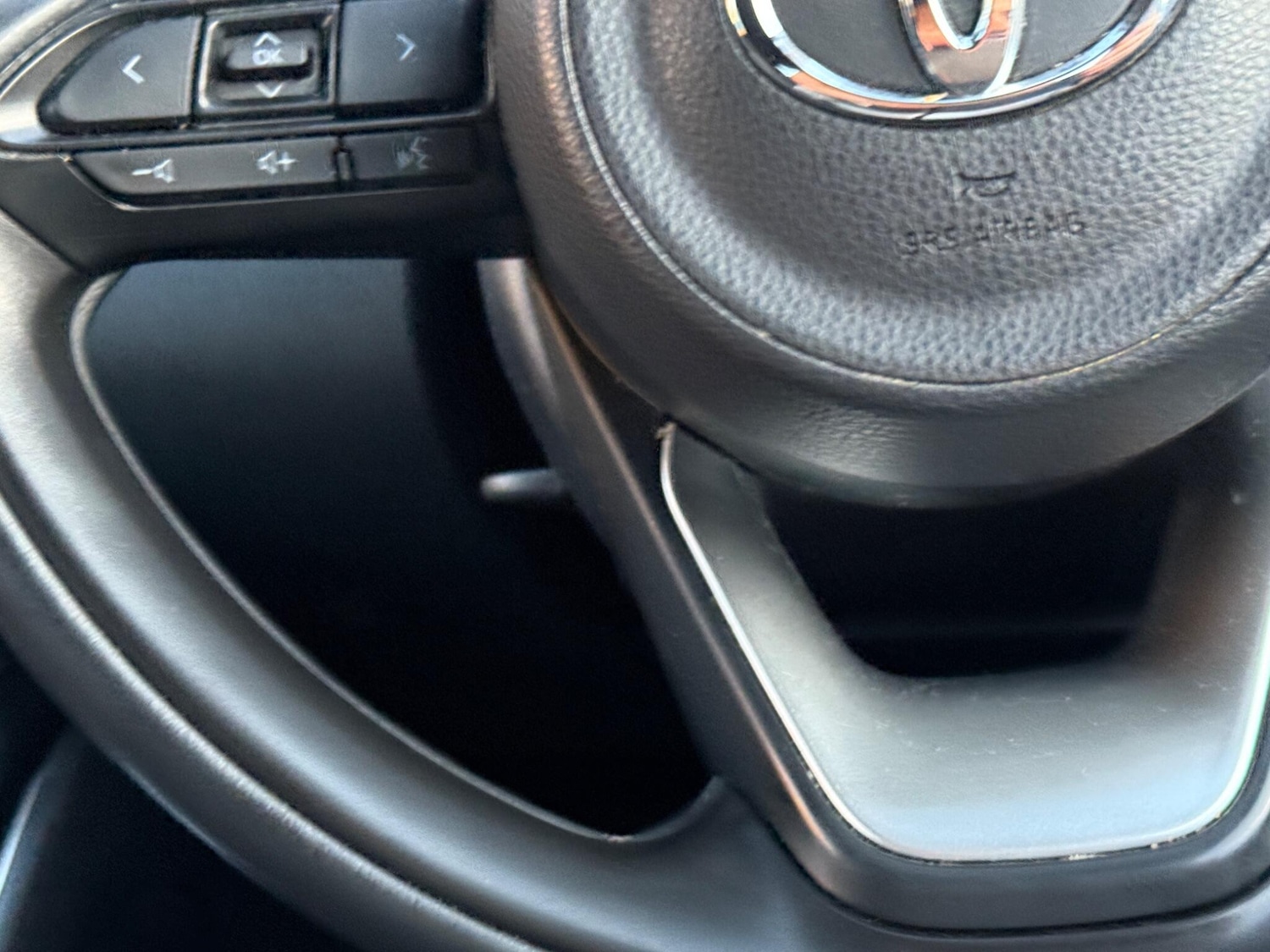 Used Toyota Yaris 2021 for sale - 76606966: Photo 43