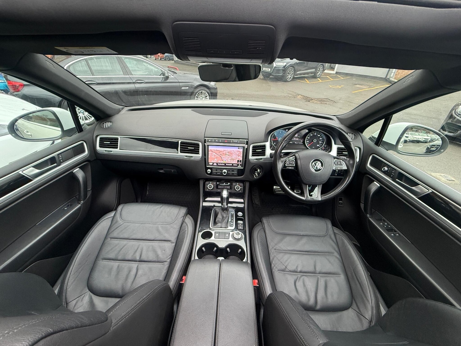 Used Volkswagen Touareg 2017 for sale - 77612799: Photo 17