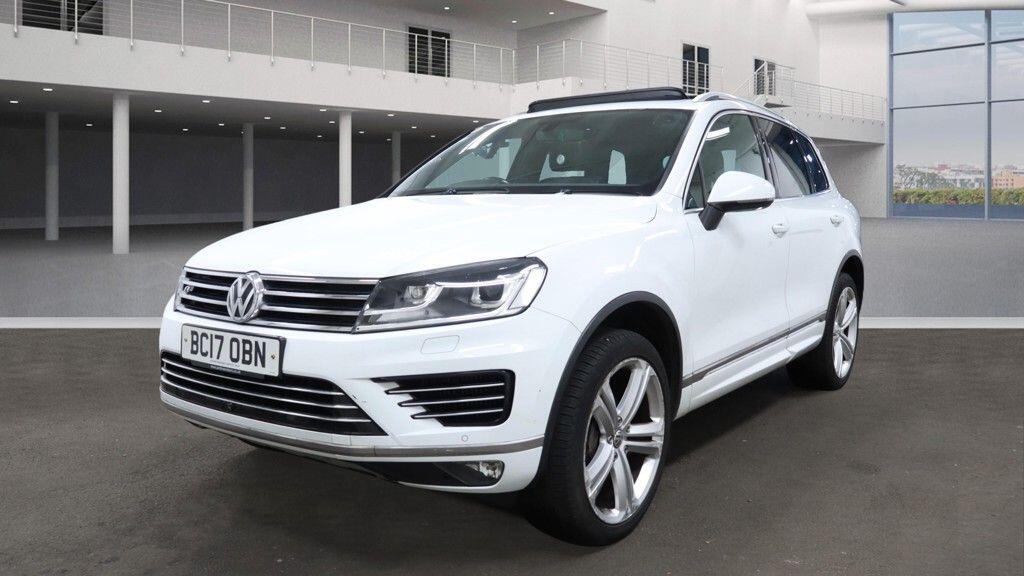 Used Volkswagen Touareg 2017 for sale - 77612799: Photo 2