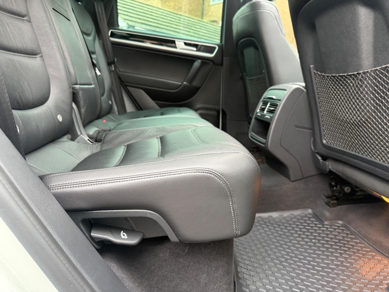 Used Volkswagen Touareg 2017 for sale - 77612799: Photo 24