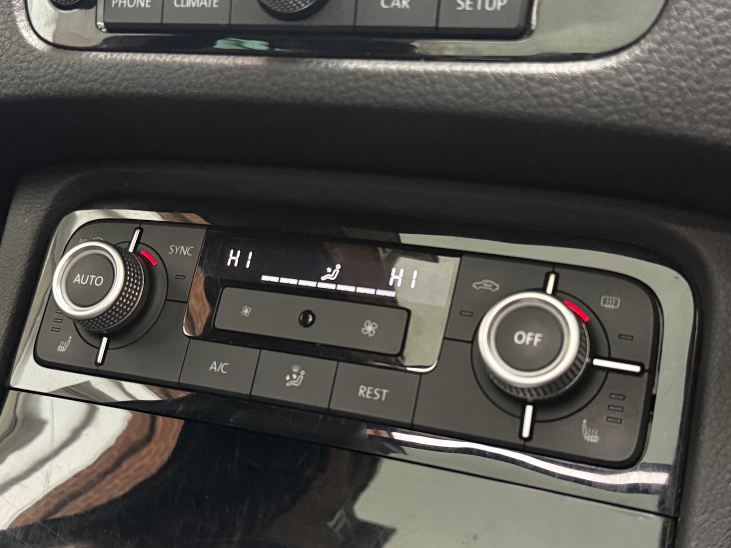 Used Volkswagen Touareg 2017 for sale - 77612799: Photo 26