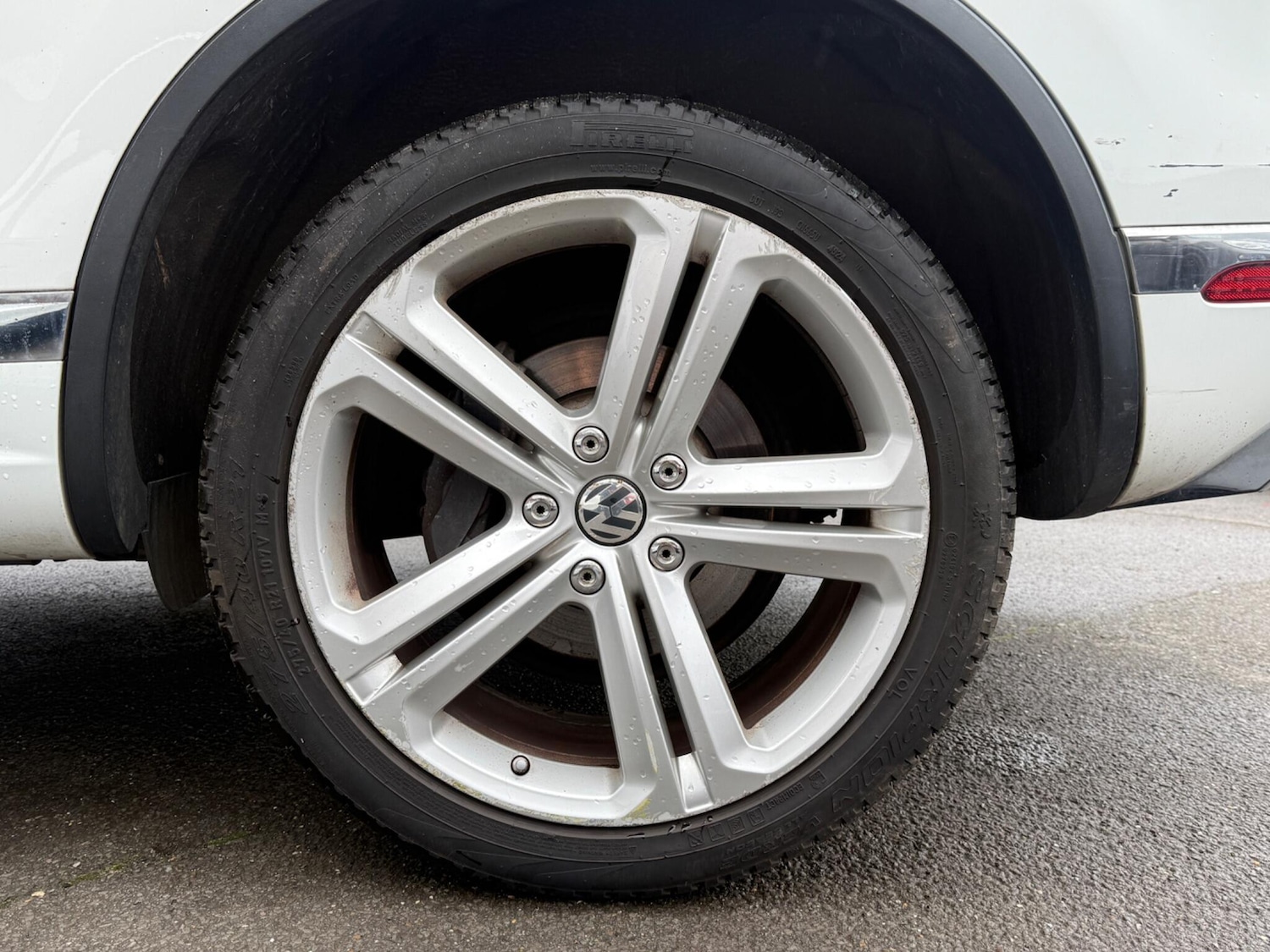 Used Volkswagen Touareg 2017 for sale - 77612799: Photo 34