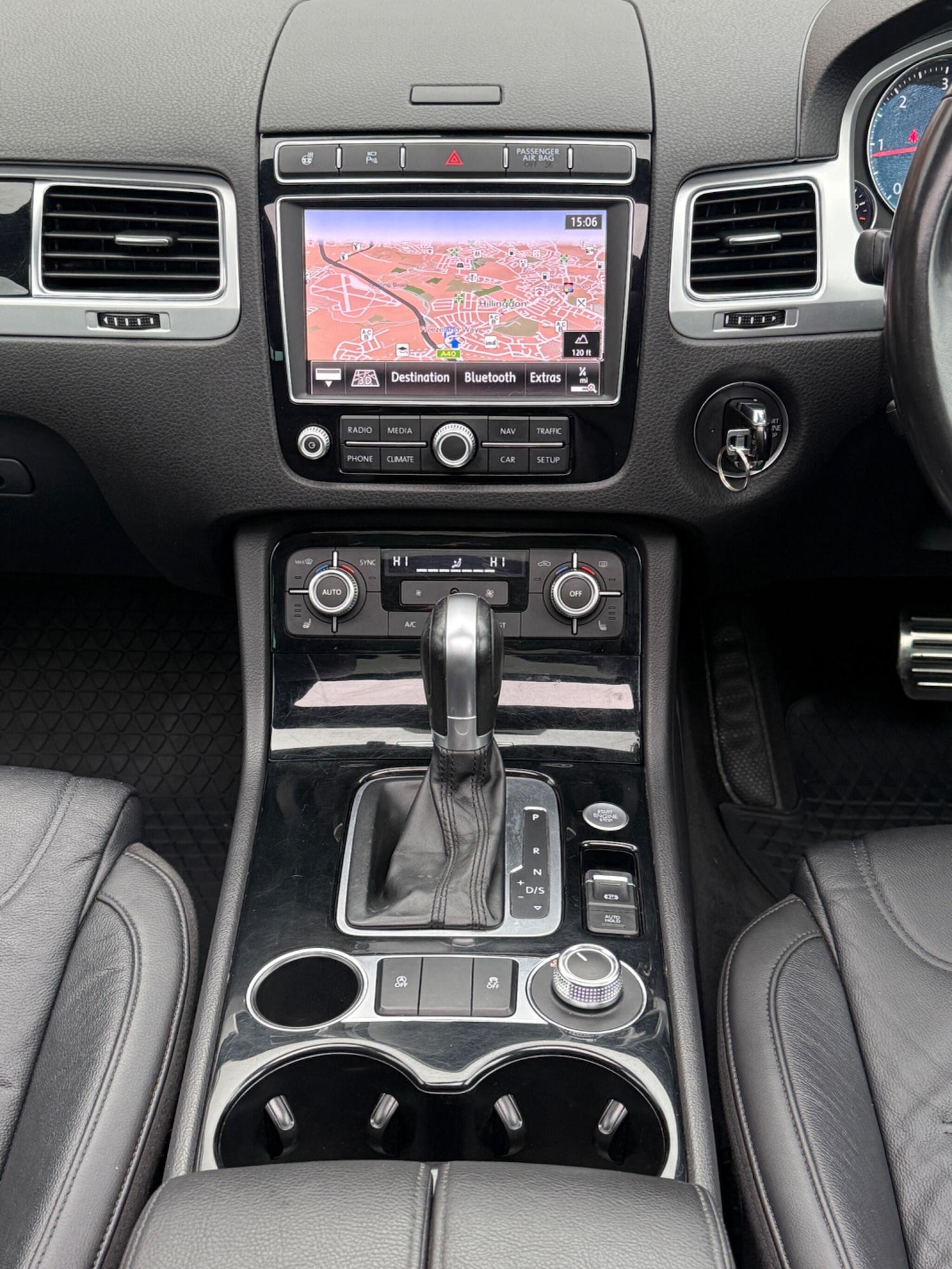 Used Volkswagen Touareg 2017 for sale - 77612799: Photo 40