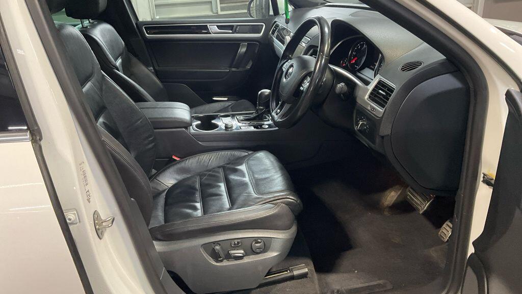 Used Volkswagen Touareg 2017 for sale - 77612799: Photo 5