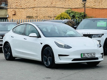 2022 (72) - Auto RWD 4dr