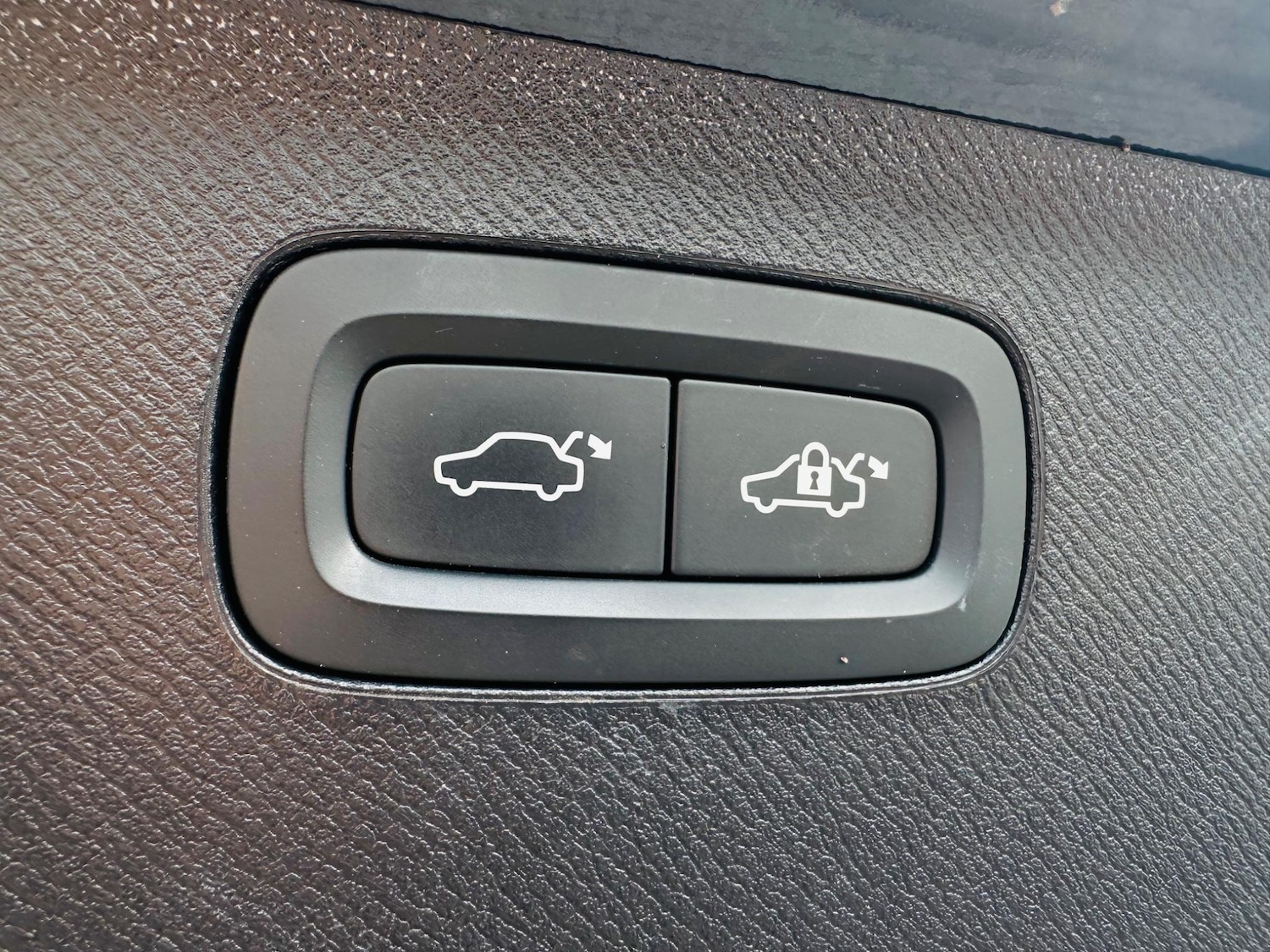 Used Volvo XC90 2021 for sale - 76991321: Photo 33