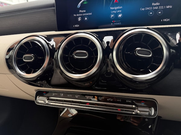 Used Mercedes-Benz CLA 2023 for sale - 75041759: Photo 61