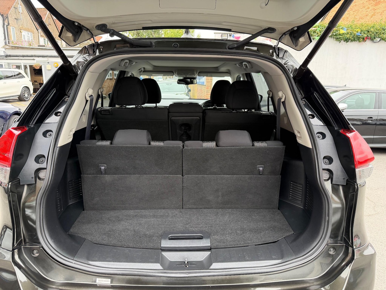 Used Nissan X-Trail 2020 for sale - 76214824: Photo 39