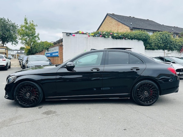 Used Mercedes-Benz C-Class 2019 for sale - 76138459: Photo 10