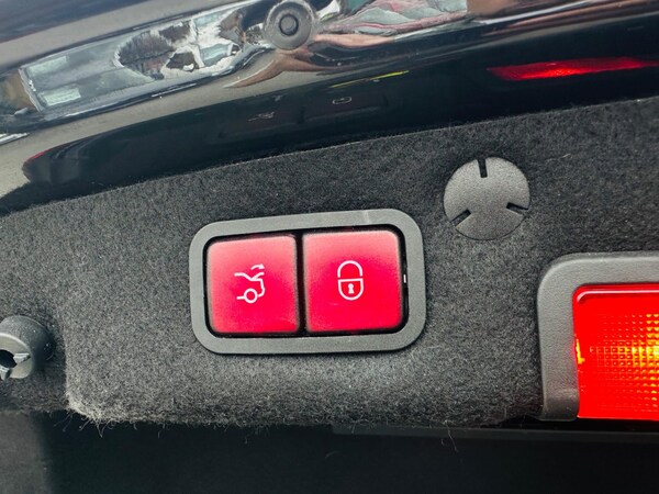 Used Mercedes-Benz C-Class 2019 for sale - 76138459: Photo 33