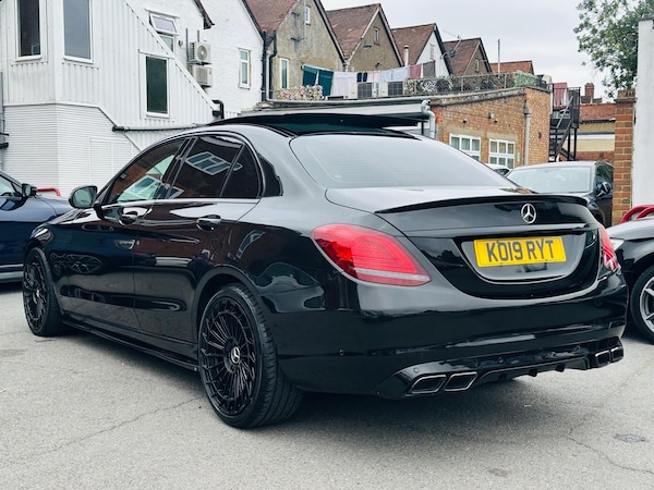 Used Mercedes-Benz C-Class 2019 for sale - 76138459: Photo 9