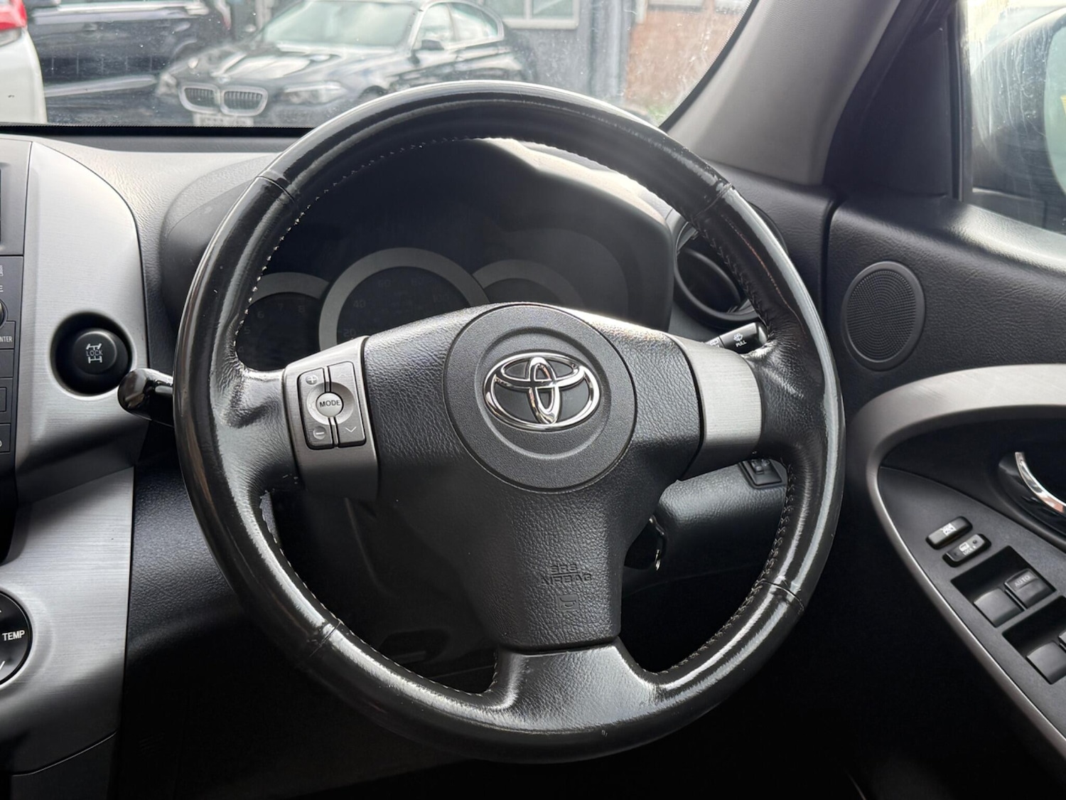 Used Toyota RAV4 2006 for sale - 77387368: Photo 38