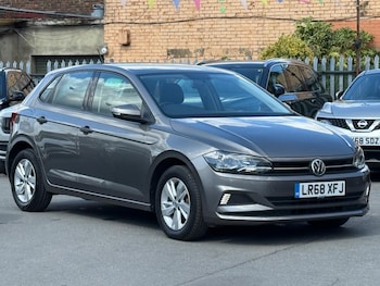 Used Volkswagen Polo 2018 for sale - 75781121: Photo