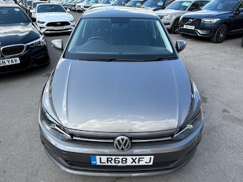 Used Volkswagen Polo 2018 for sale - 75781121: Photo