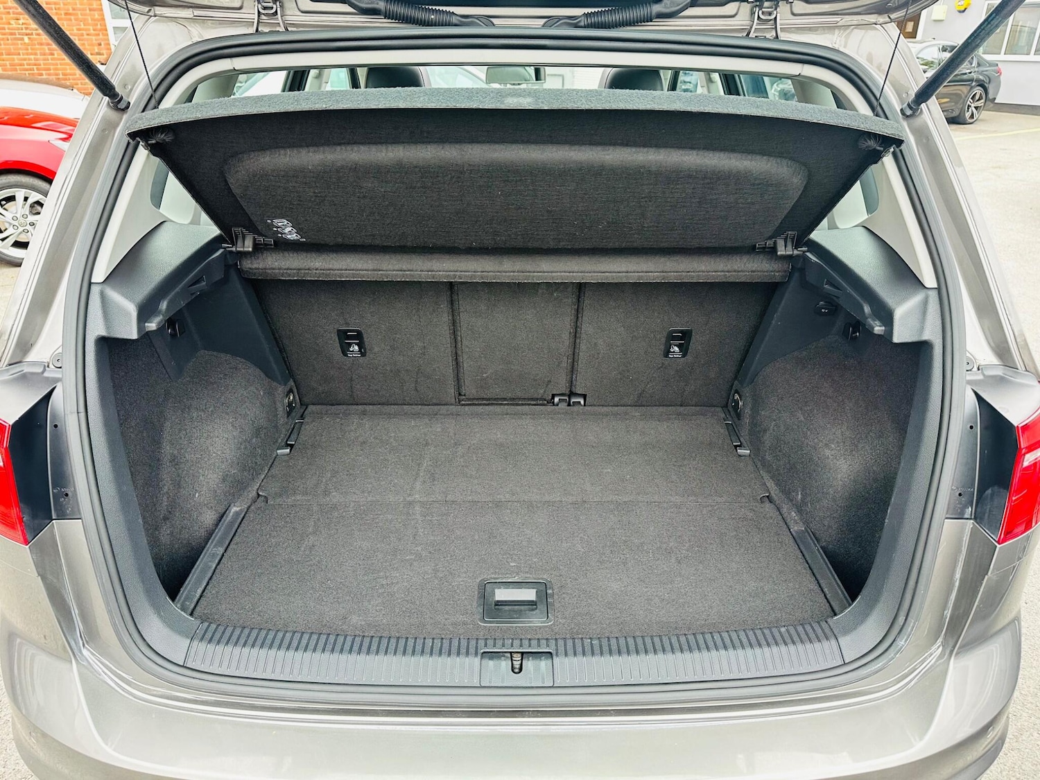 Used Volkswagen Golf SV for sale - 76250901: Photo 40
