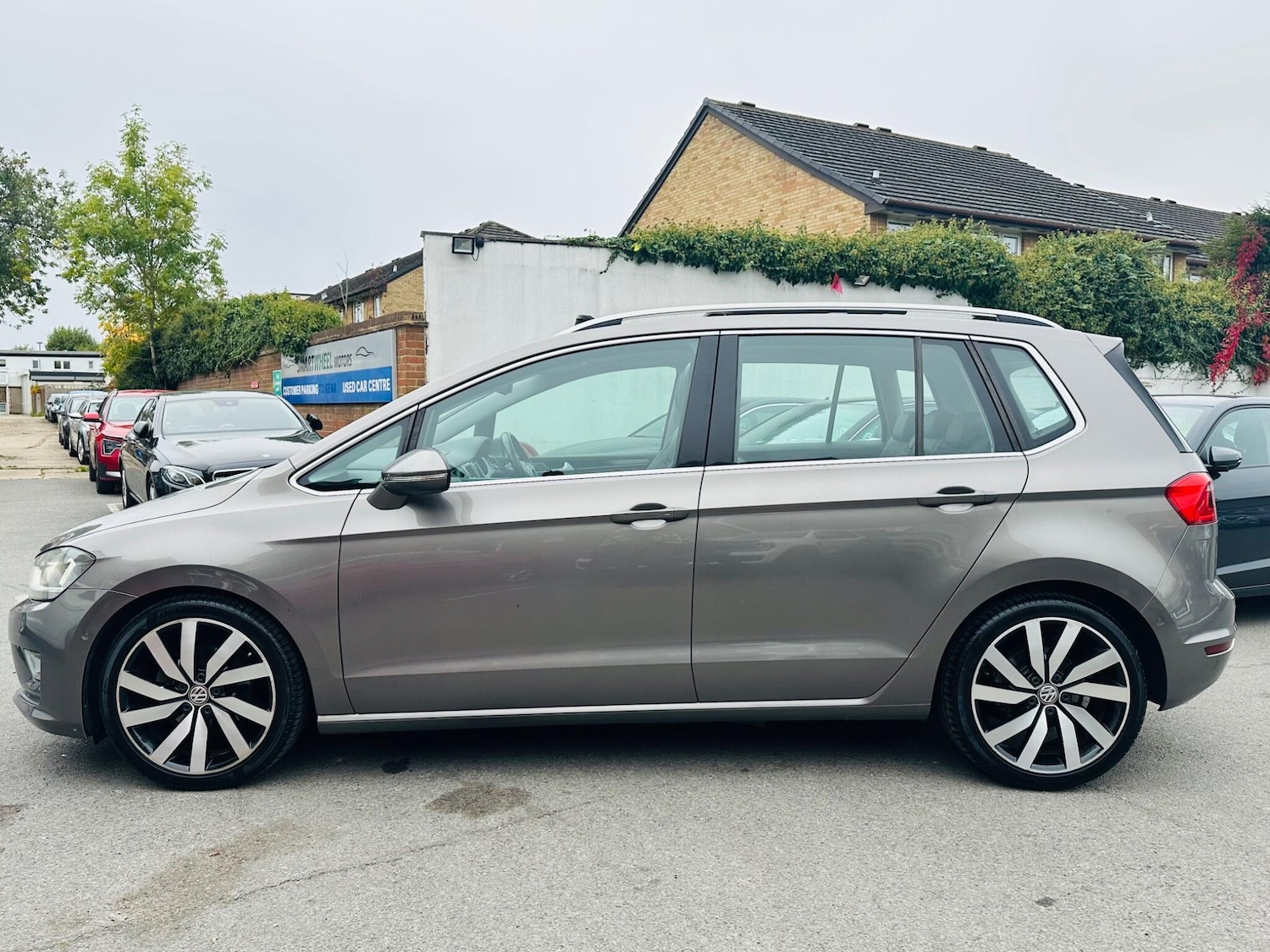 Used Volkswagen Golf SV for sale - 76250901: Photo 9