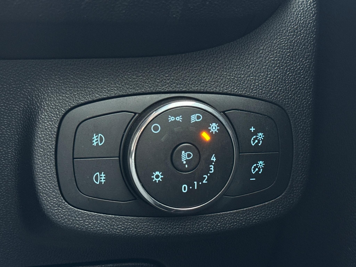 Used Ford Fiesta for sale - 76440310: Photo 32