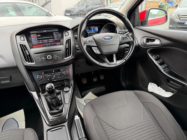 Used Ford Focus 2015 for sale - 76306730: Photo 11