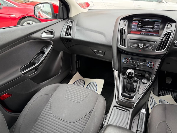 Used Ford Focus 2015 for sale - 76306730: Photo 12