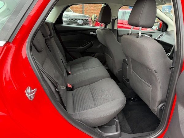 Used Ford Focus 2015 for sale - 76306730: Photo 21