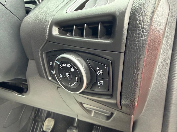 Used Ford Focus 2015 for sale - 76306730: Photo 22