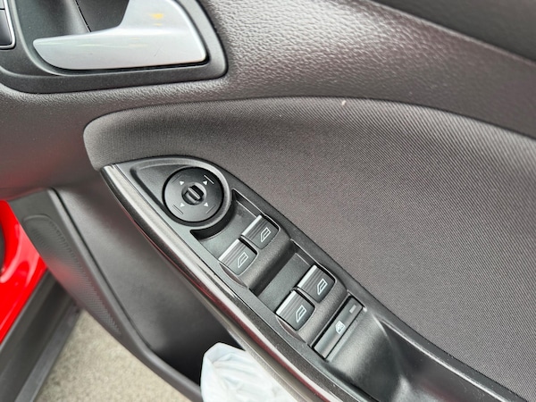 Used Ford Focus 2015 for sale - 76306730: Photo 26