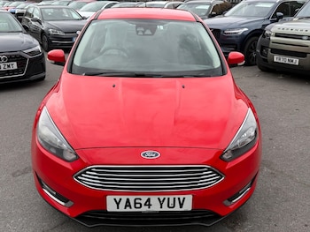 Used Ford Focus 2015 for sale - 76306730: Photo 2