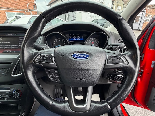 Used Ford Focus 2015 for sale - 76306730: Photo 36