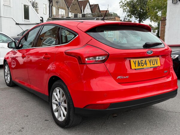 Used Ford Focus 2015 for sale - 76306730: Photo 4