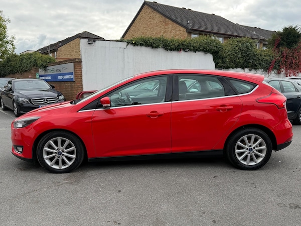 Used Ford Focus 2015 for sale - 76306730: Photo 6