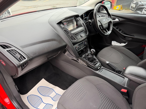 Used Ford Focus 2015 for sale - 76306730: Photo 9