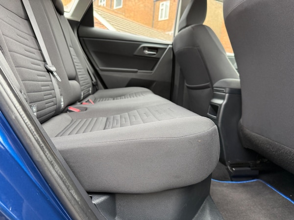 Used Toyota Auris 2017 for sale - 76294666: Photo 23