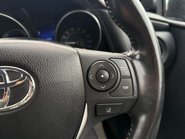 Used Toyota Auris 2017 for sale - 76294666: Photo 28