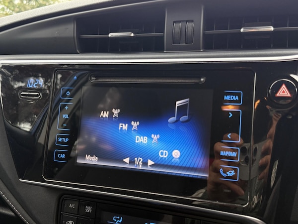 Used Toyota Auris 2017 for sale - 76294666: Photo 39