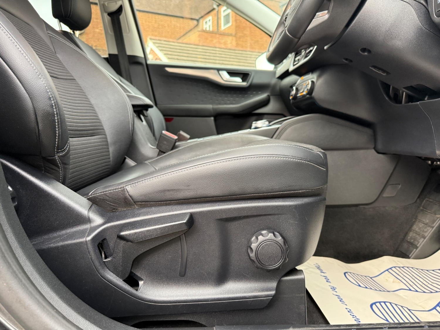 Used Ford Kuga 2020 for sale - 76166450: Photo 19
