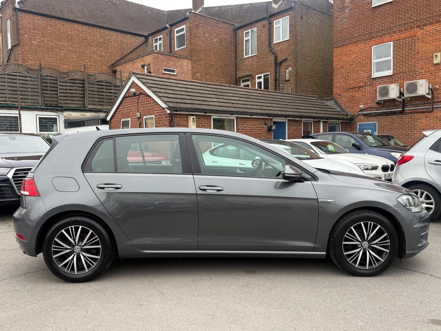 Used Volkswagen Golf 2018 for sale - 77853808: Photo 11
