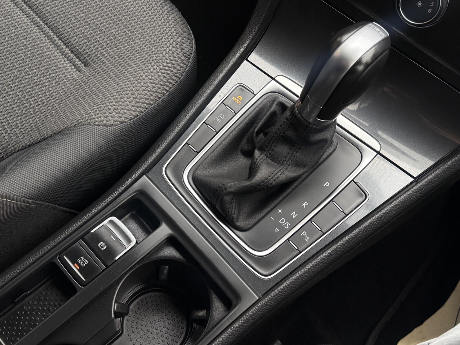 Used Volkswagen Golf 2018 for sale - 77853808: Photo 17