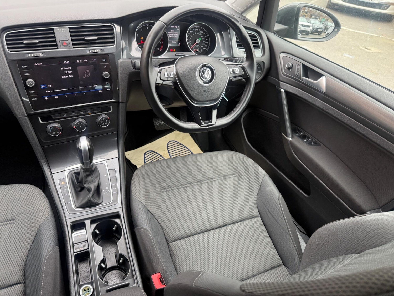 Used Volkswagen Golf 2018 for sale - 77853808: Photo 19