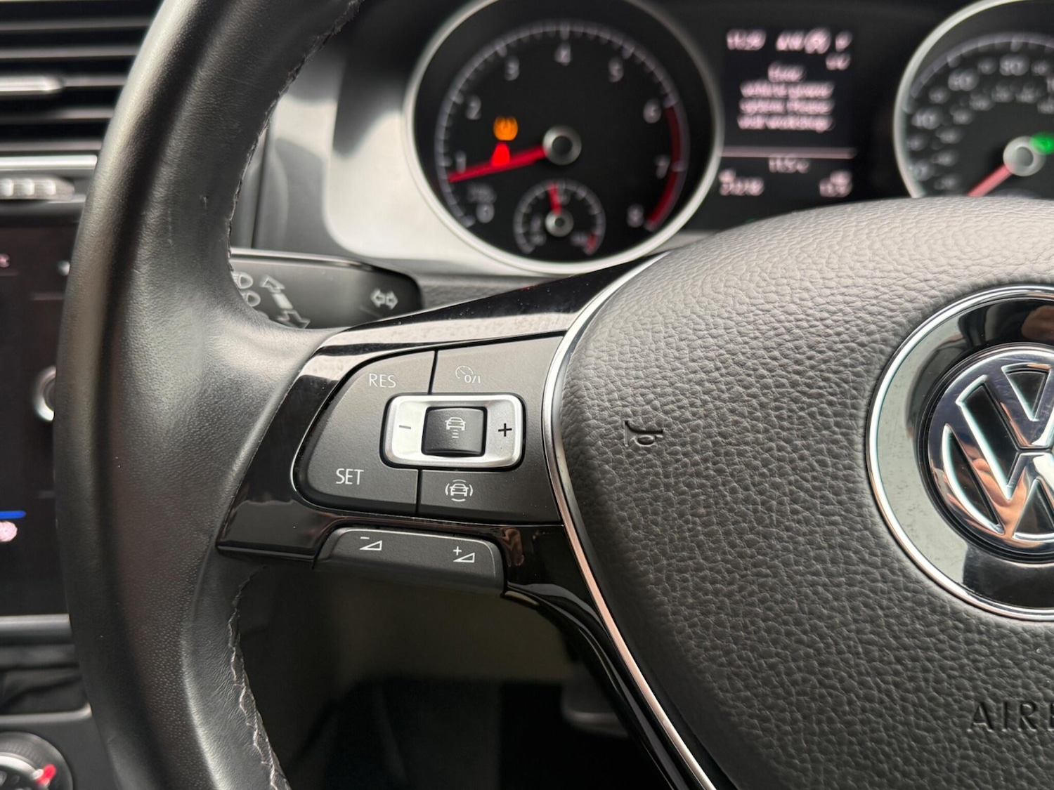 Used Volkswagen Golf 2018 for sale - 77853808: Photo 37