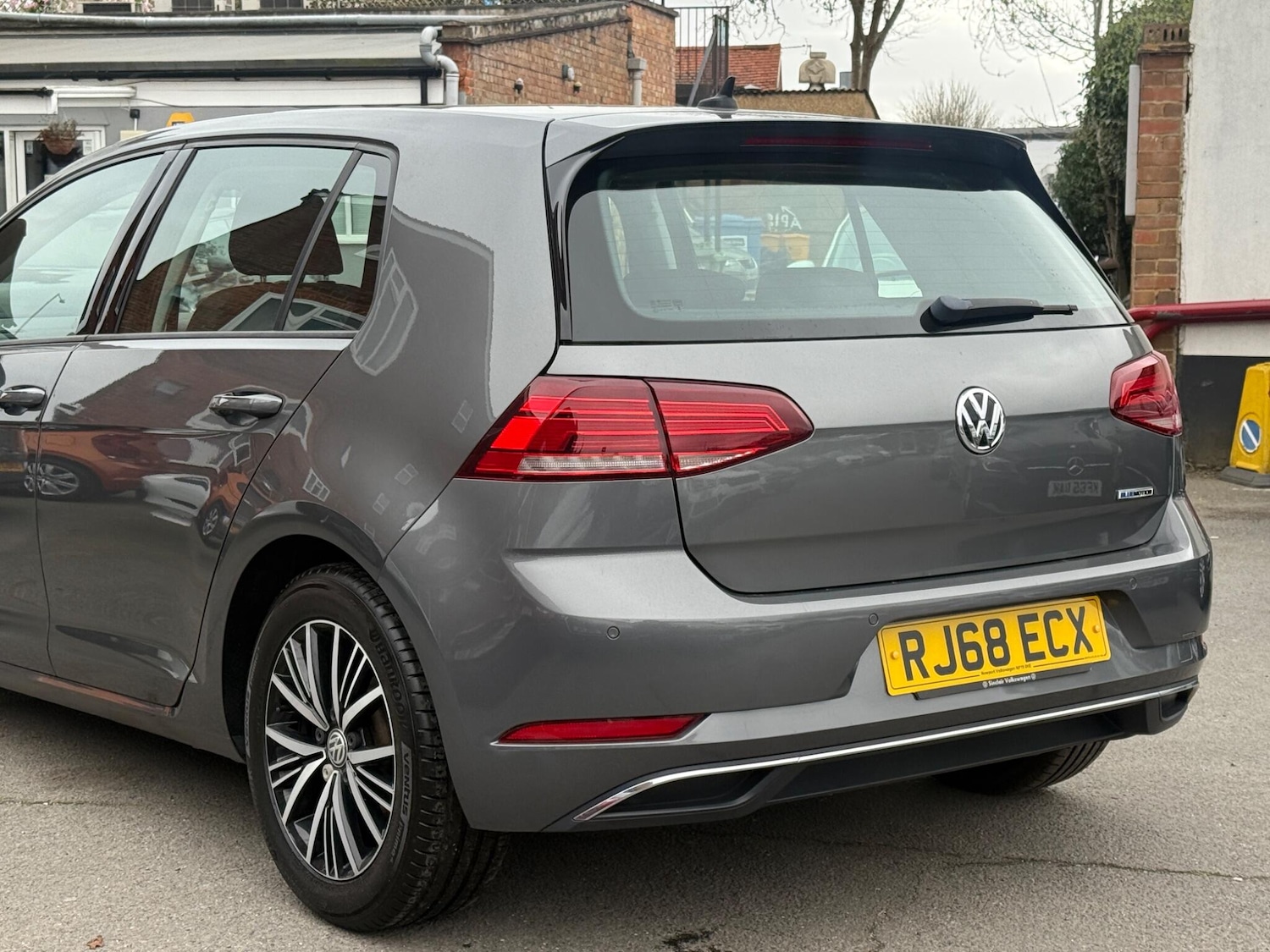 Used Volkswagen Golf 2018 for sale - 77853808: Photo 4