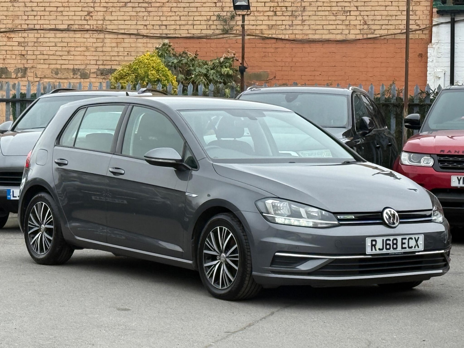 Used Volkswagen Golf 2018 for sale - 77853808: Photo 5