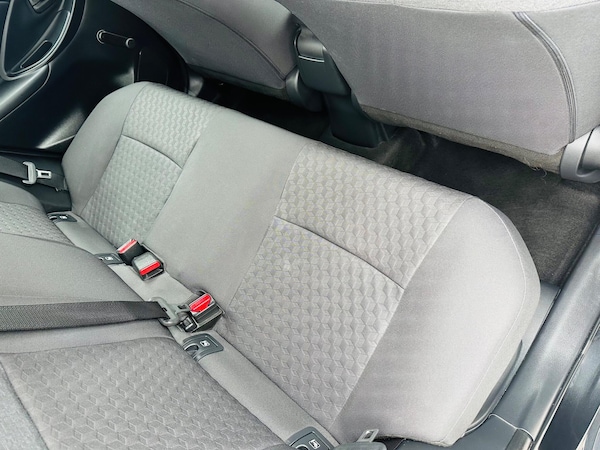 Used Toyota Yaris 2020 for sale - 76314451: Photo 24