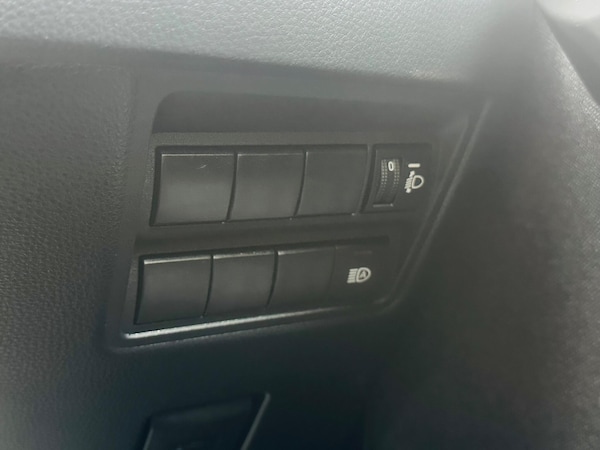 Used Toyota Yaris 2020 for sale - 76314451: Photo 29