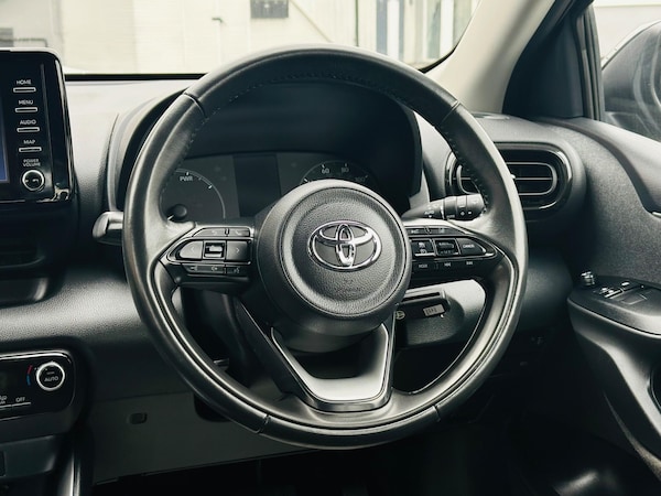 Used Toyota Yaris 2020 for sale - 76314451: Photo 40