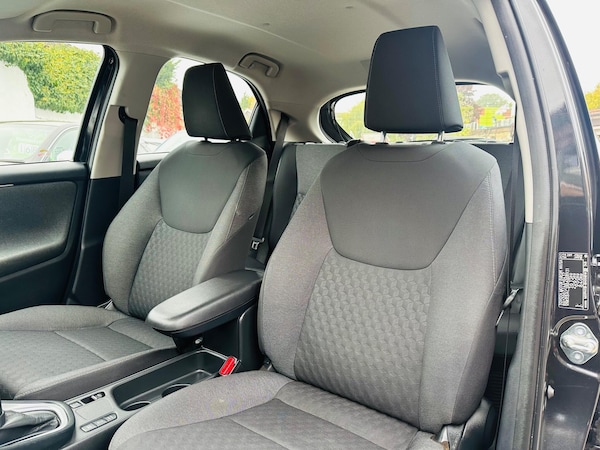 Used Toyota Yaris 2020 for sale - 76314451: Photo 45