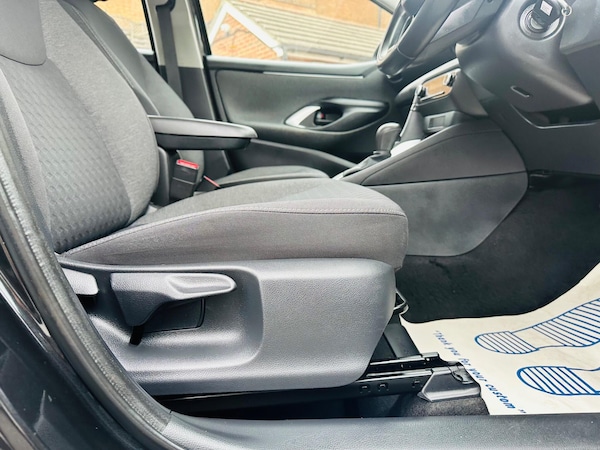 Used Toyota Yaris 2020 for sale - 76314451: Photo 47