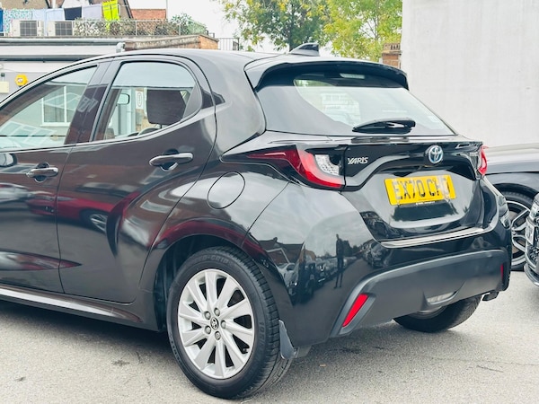 Used Toyota Yaris 2020 for sale - 76314451: Photo 5