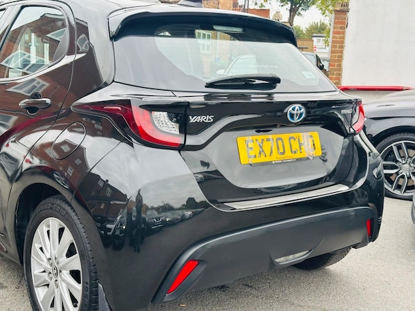 Used Toyota Yaris 2020 for sale - 76314451: Photo 9